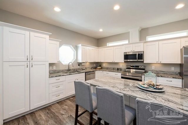 1903 Esplanade St, Navarre, FL 32566