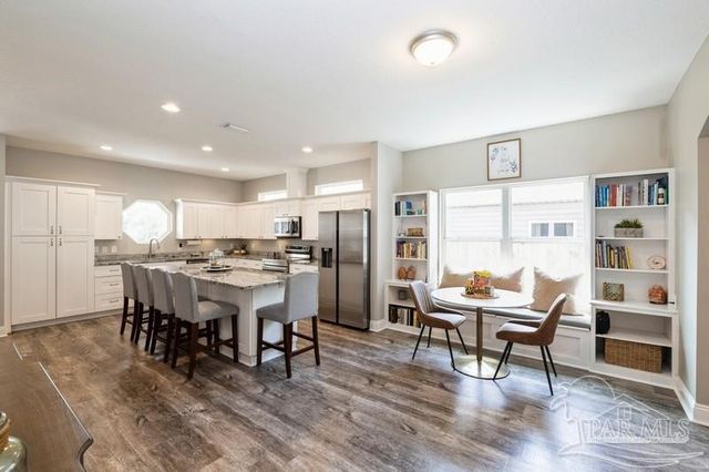 1903 Esplanade St, Navarre, FL 32566