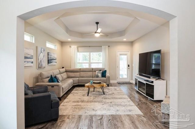1903 Esplanade St, Navarre, FL 32566