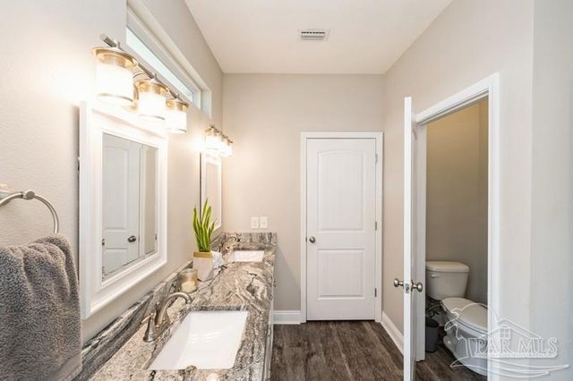 1903 Esplanade St, Navarre, FL 32566