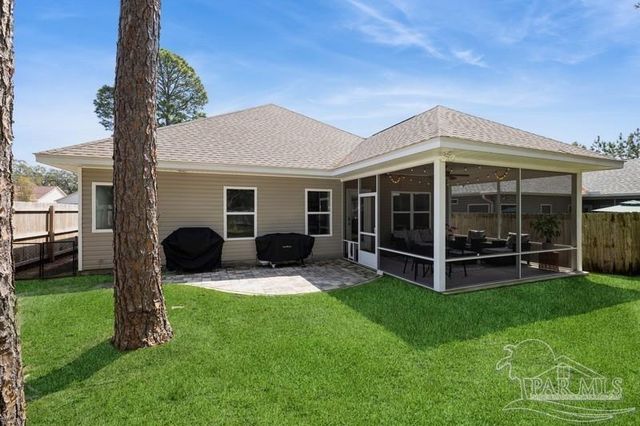1903 Esplanade St, Navarre, FL 32566