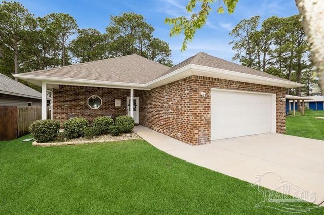 1903 Esplanade St, Navarre, FL 32566