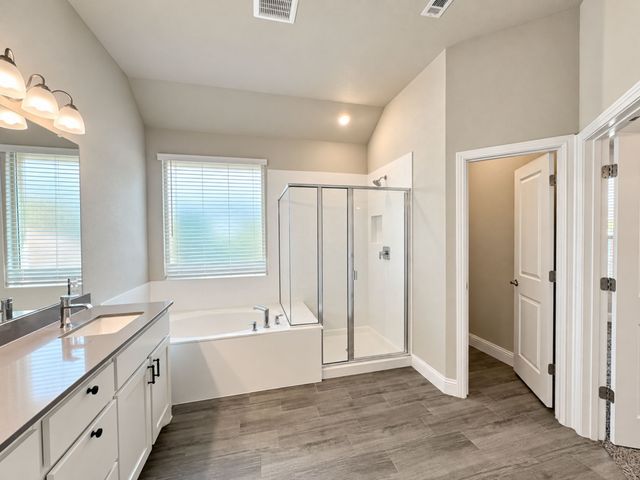 3628 W Walnut Ridge Drive, Grand Prairie, TX 76065