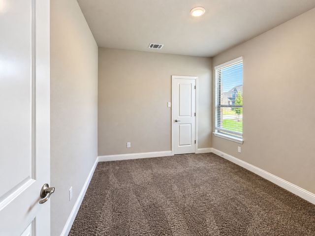 3628 W Walnut Ridge Drive, Grand Prairie, TX 76065