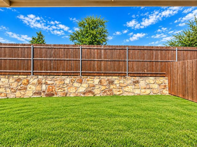 3628 W Walnut Ridge Drive, Grand Prairie, TX 76065