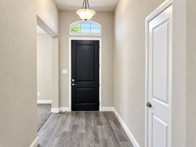 3628 W Walnut Ridge Drive, Grand Prairie, TX 76065