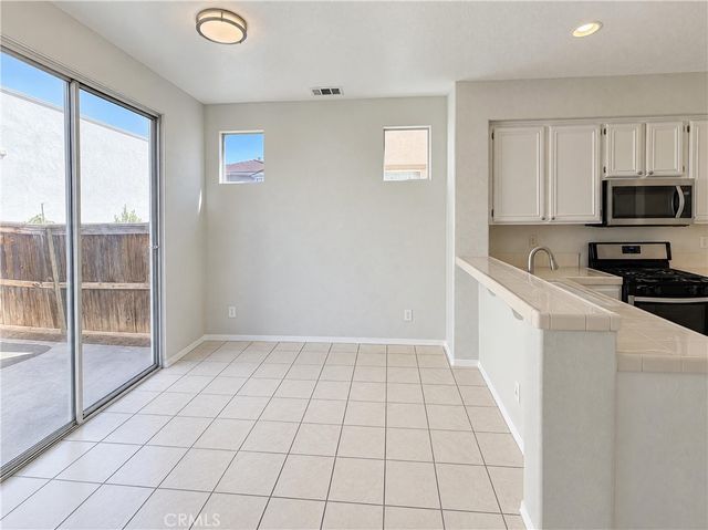 6814 Corybus, Chino, CA 91710