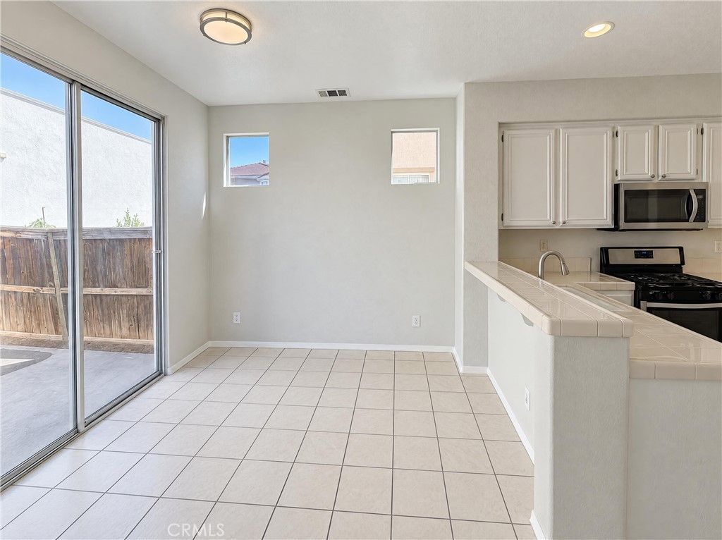6814 Corybus, Chino, CA 91710 — photo 4
