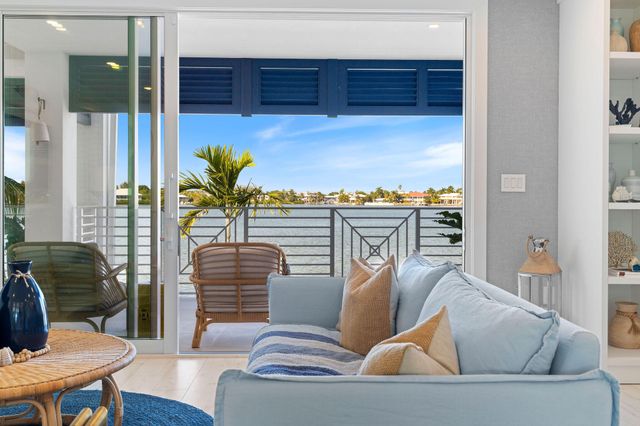 16745 Tamarind Road, Sugarloaf Key, FL 33042