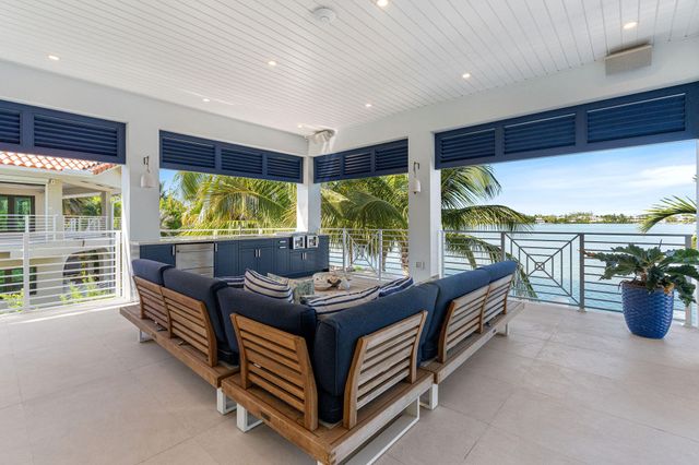 16745 Tamarind Road, Sugarloaf Key, FL 33042