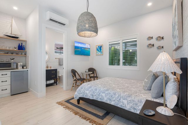 16745 Tamarind Road, Sugarloaf Key, FL 33042