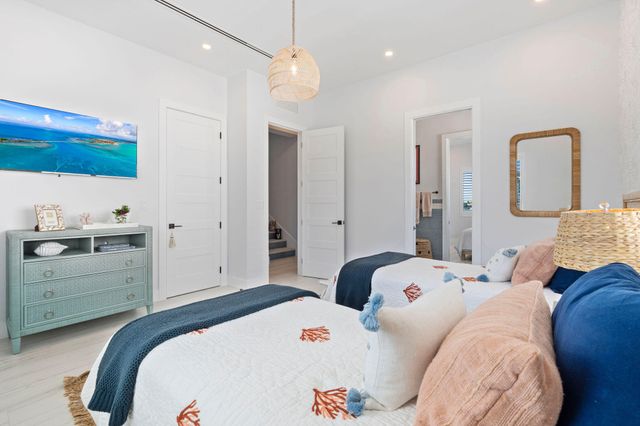 16745 Tamarind Road, Sugarloaf Key, FL 33042