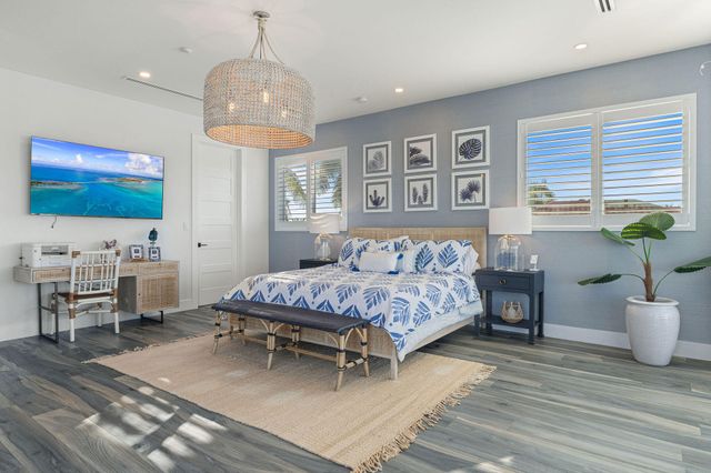 16745 Tamarind Road, Sugarloaf Key, FL 33042