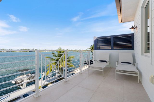 16745 Tamarind Road, Sugarloaf Key, FL 33042