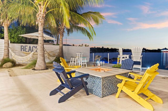 16745 Tamarind Road, Sugarloaf Key, FL 33042