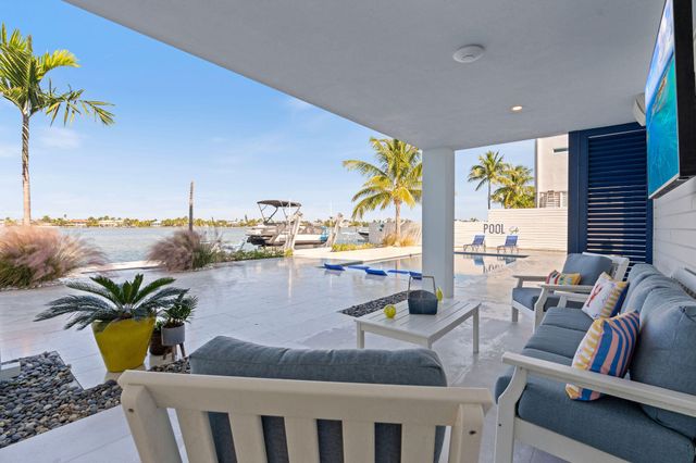 16745 Tamarind Road, Sugarloaf Key, FL 33042