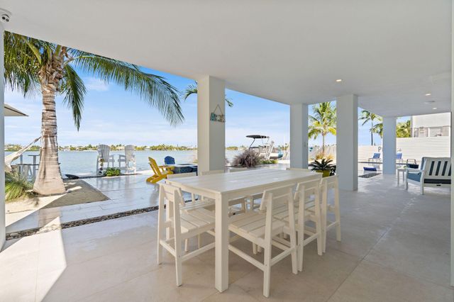 16745 Tamarind Road, Sugarloaf Key, FL 33042