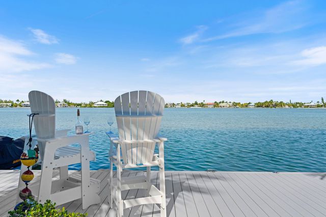 16745 Tamarind Road, Sugarloaf Key, FL 33042