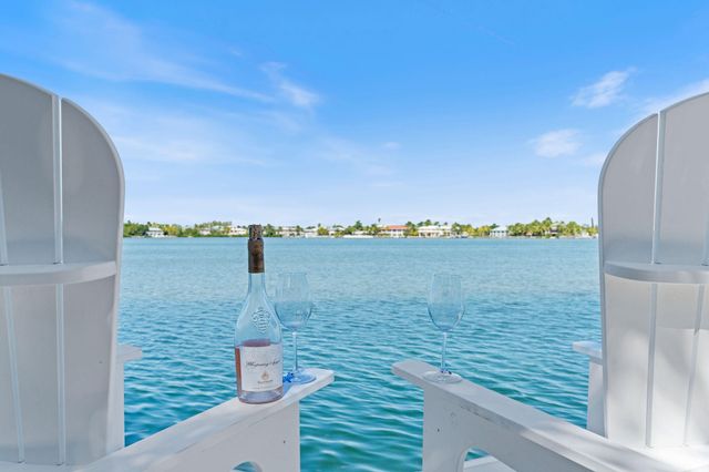 16745 Tamarind Road, Sugarloaf Key, FL 33042