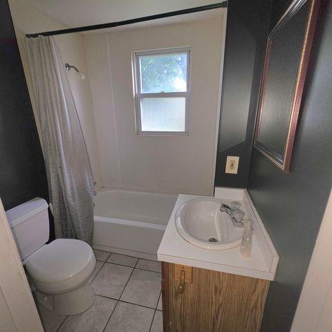 706 Oak Street, Essexville, MI 48732