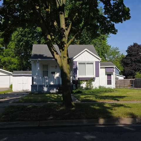 706 Oak Street, Essexville, MI 48732