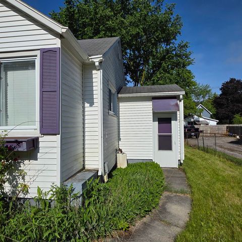 706 Oak Street, Essexville, MI 48732