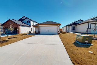 120 Flying Tigers TRL, Jarrell, TX 76537