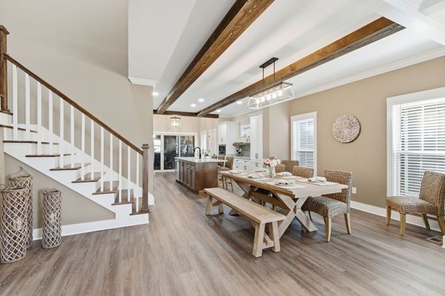309 Campfire Ct, Winchester, TN 37398