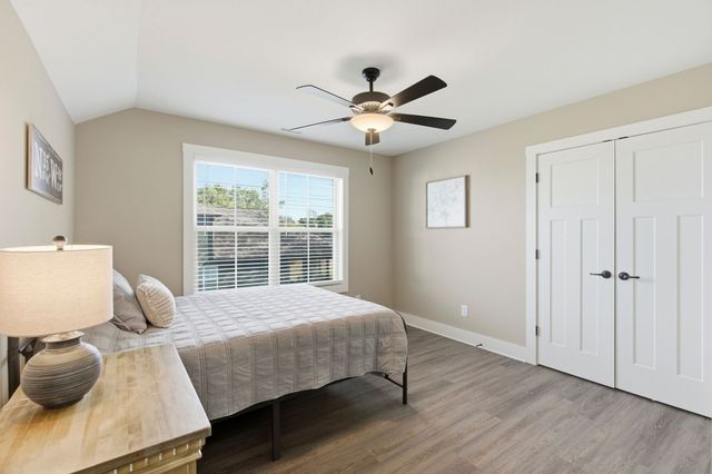 309 Campfire Ct, Winchester, TN 37398
