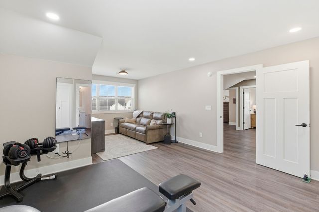 309 Campfire Ct, Winchester, TN 37398