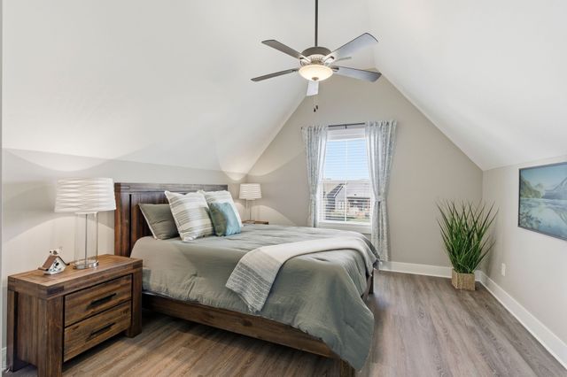 309 Campfire Ct, Winchester, TN 37398