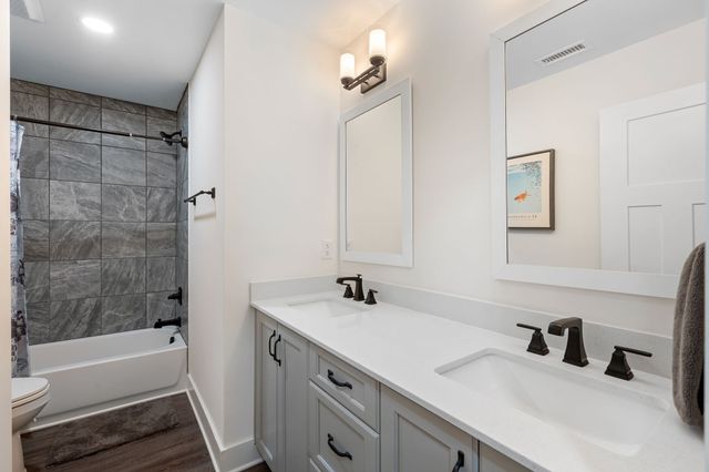 309 Campfire Ct, Winchester, TN 37398