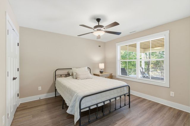 309 Campfire Ct, Winchester, TN 37398