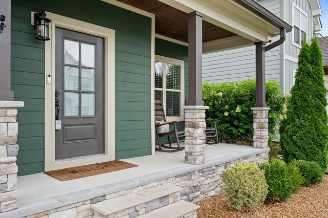309 Campfire Ct, Winchester, TN 37398