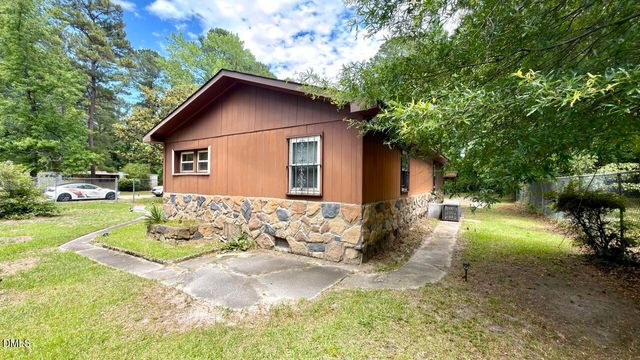 7014 Zepher Road, Fayetteville, NC 28311