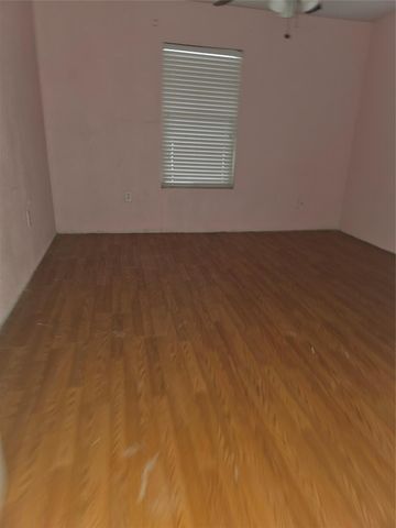 269 County Road 3416, Cleveland, TX 77327