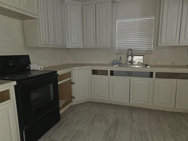 269 County Road 3416, Cleveland, TX 77327