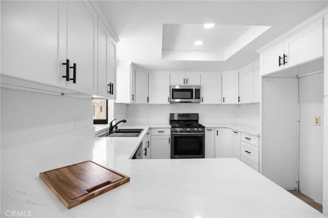 11033 Old River School Road 8, Downey, CA 90241