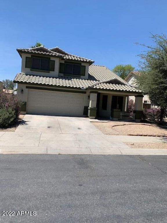 16042 W Latham Street, Goodyear, AZ 85338