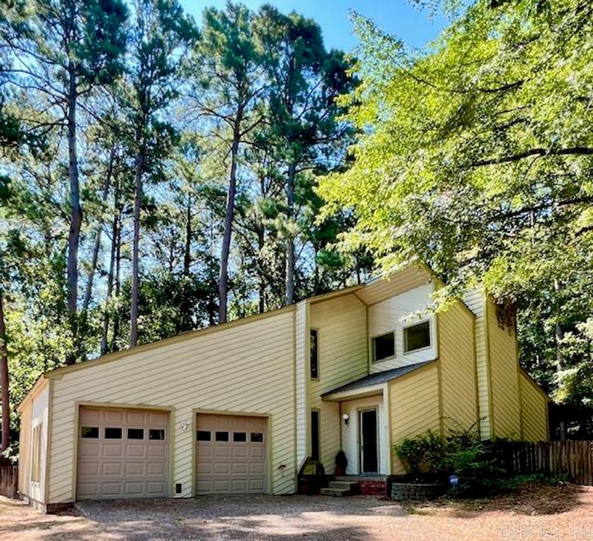 15 Butterfly Cove, Little Rock, AR 72210