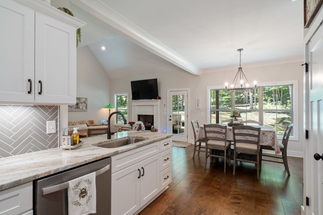 659 Turney Rd, Auburntown, TN 37016