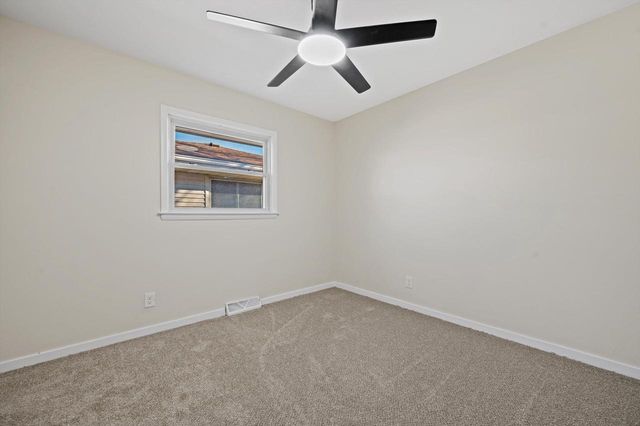 8530 W Holt AVENUE, Milwaukee, WI 53227