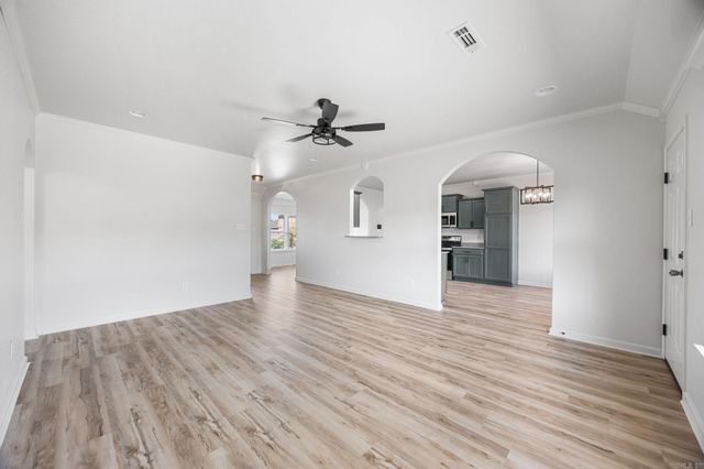 135 Harvick Circle, Cabot, AR 72023