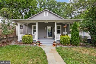 6404 5TH AVE, Takoma Park, MD 20912