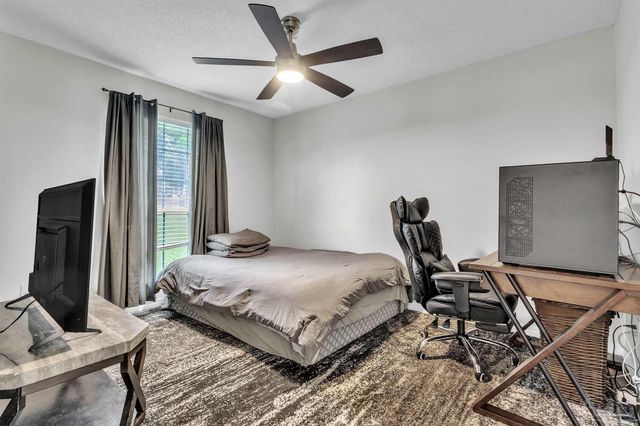 546 Shiloh Dr, Pensacola, FL 32503