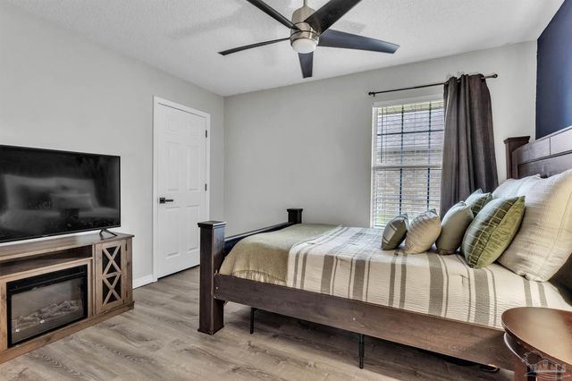 546 Shiloh Dr, Pensacola, FL 32503