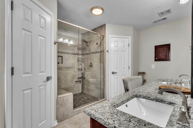 546 Shiloh Dr, Pensacola, FL 32503