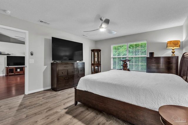546 Shiloh Dr, Pensacola, FL 32503