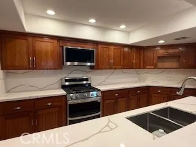 1204 Palm, Corona, CA 92879
