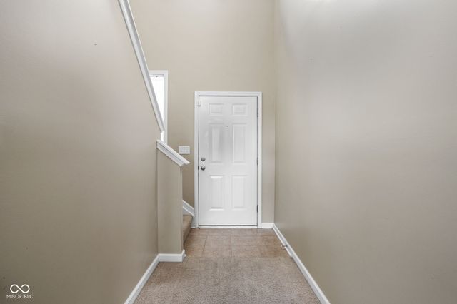 3827 Dusty Sands Road, Whitestown, IN 46075